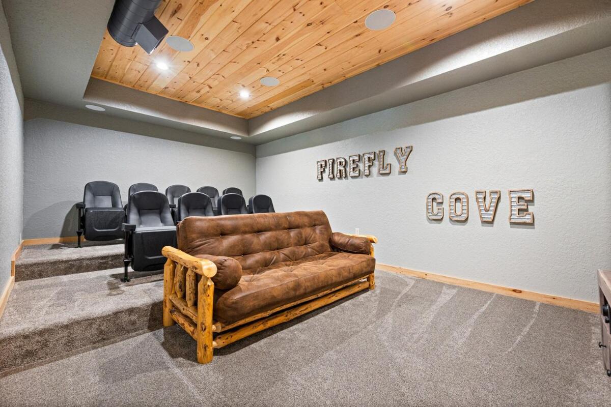 Firefly Cove - Private Theater And Mountain Views! Villa Sevierville Exteriör bild