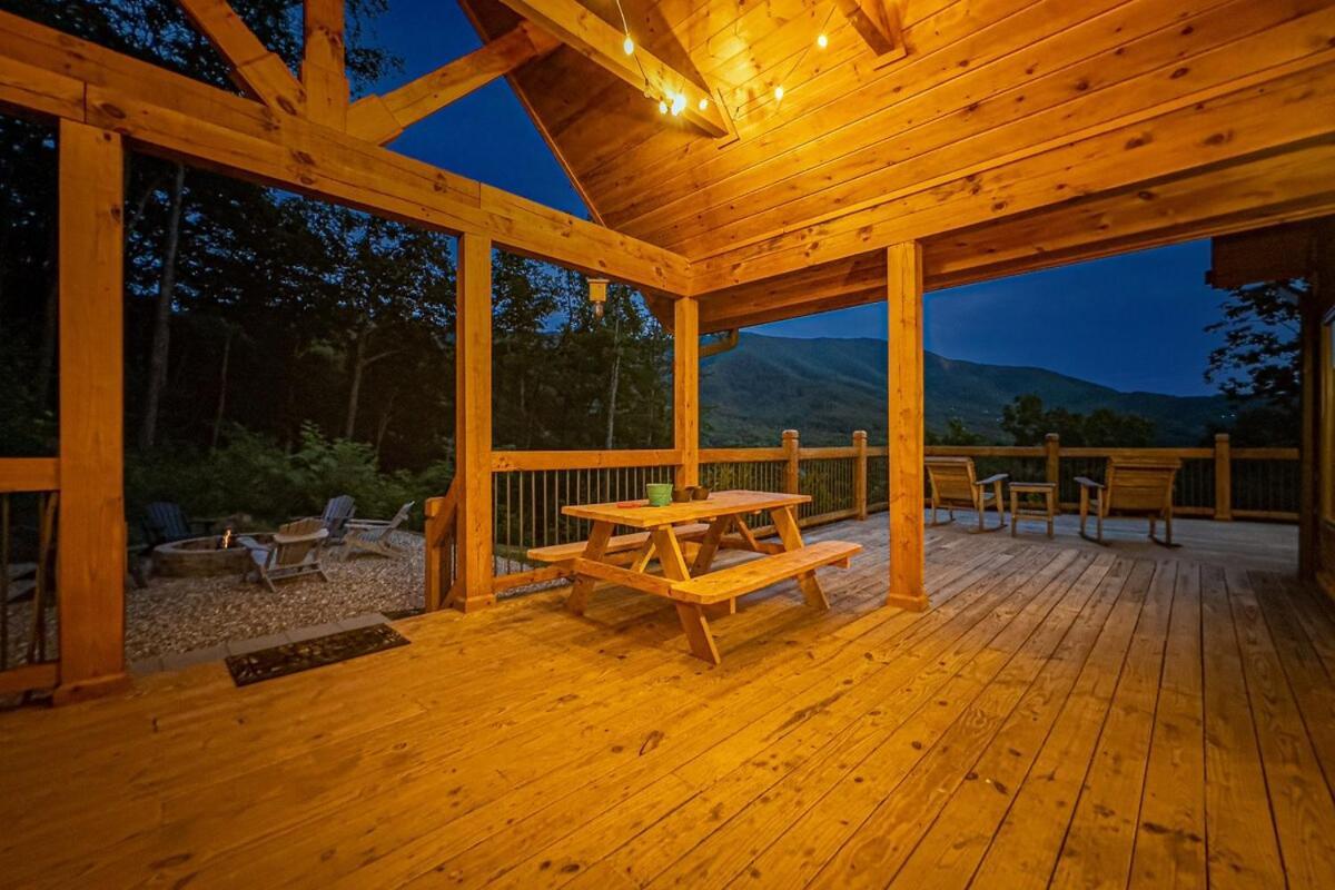 Firefly Cove - Private Theater And Mountain Views! Villa Sevierville Exteriör bild